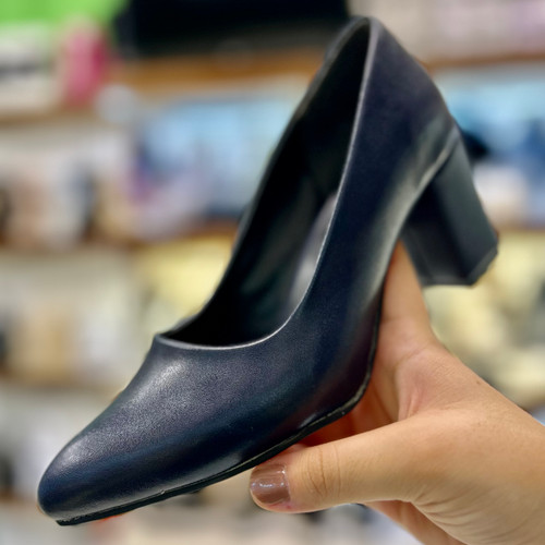 عکس کفش سورمه ای پاشنه دار