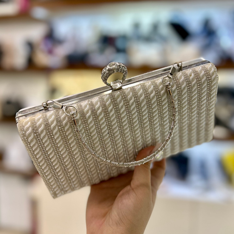 قیمت و عکس کیف شب عروس