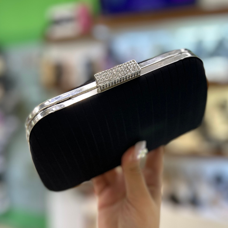 قیمت کیف شب مجلسی زنانه