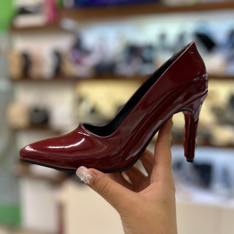 قیمت کفش زرشکی مجلسی