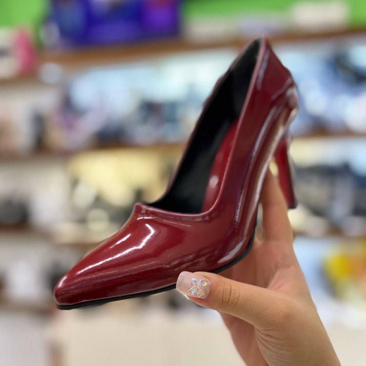 خرید کفش ورنی زرشکی