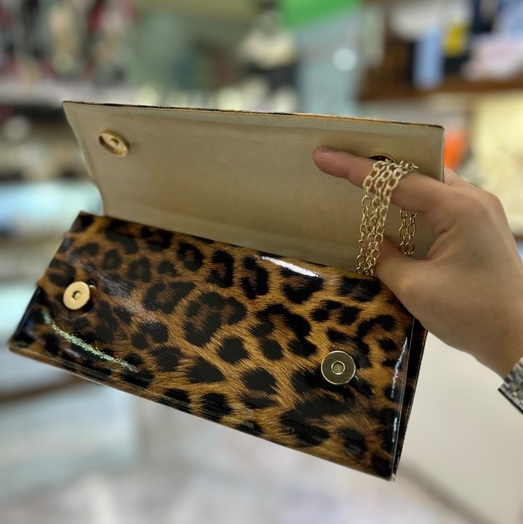 خرید کیف کتابی پلنگی