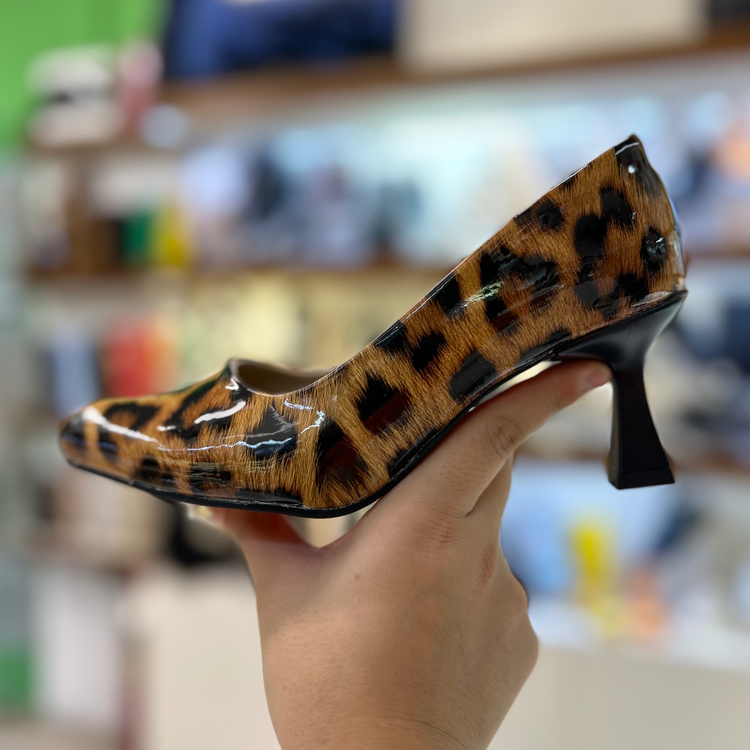 عکس کفش پلنگی زنانه