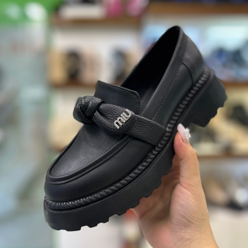 خرید کالج زنانه پیو طبی