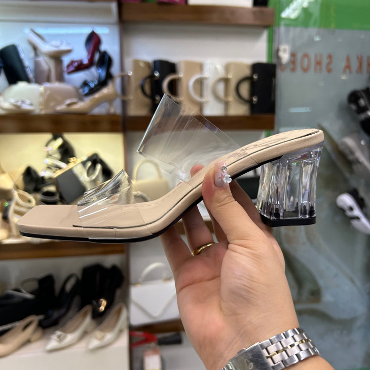 عکس صندل دوطلق کرم