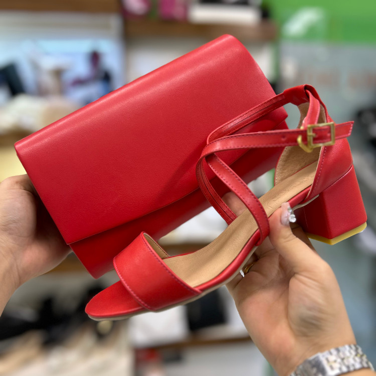 خرید ست کیف و کفش قرمز دخترانه