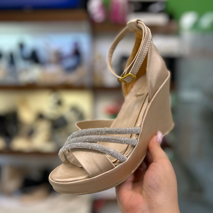 قیمت کفش مجلسی لژ دار کرم