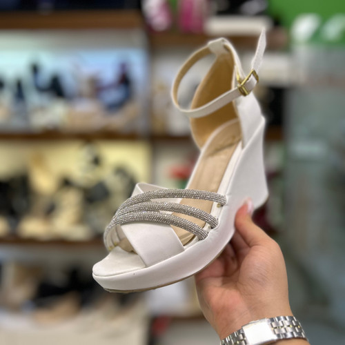 خرید کفش عروس لژ دار راحت