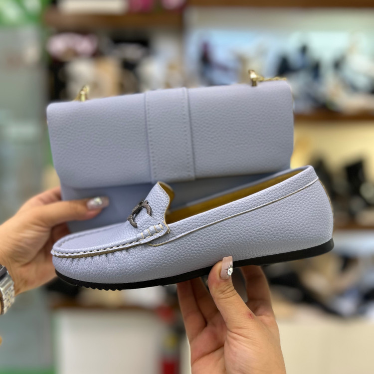 عکس ست کیف و کفش زنانه طبی راحتی آبی آسمانی