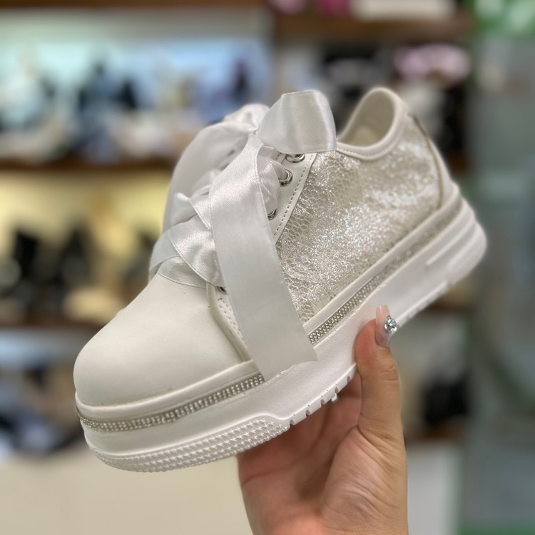 قیمت اسپرت عروس راحت و شیک توری