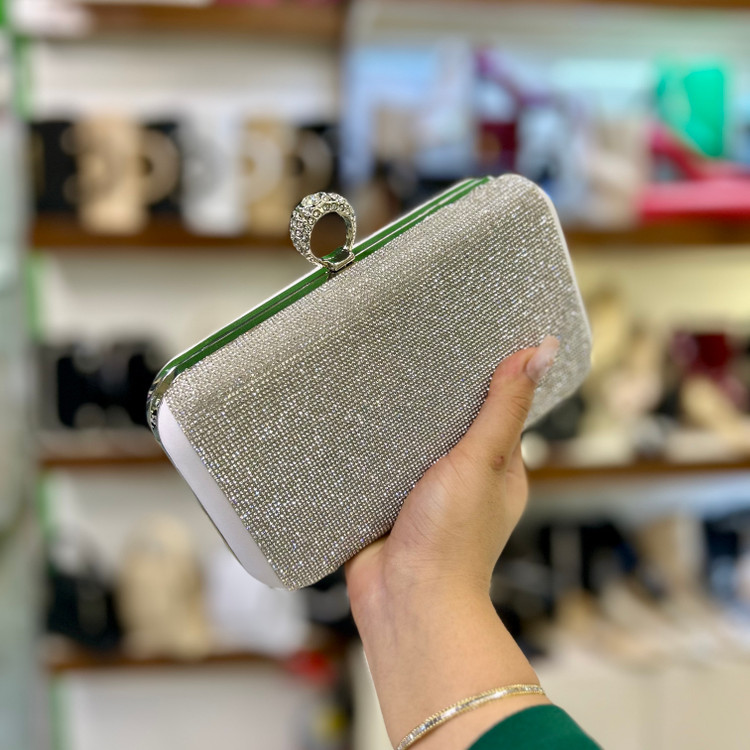 قیمت و عکس کیف شب دهنه دار مجلسی زنانه سفید