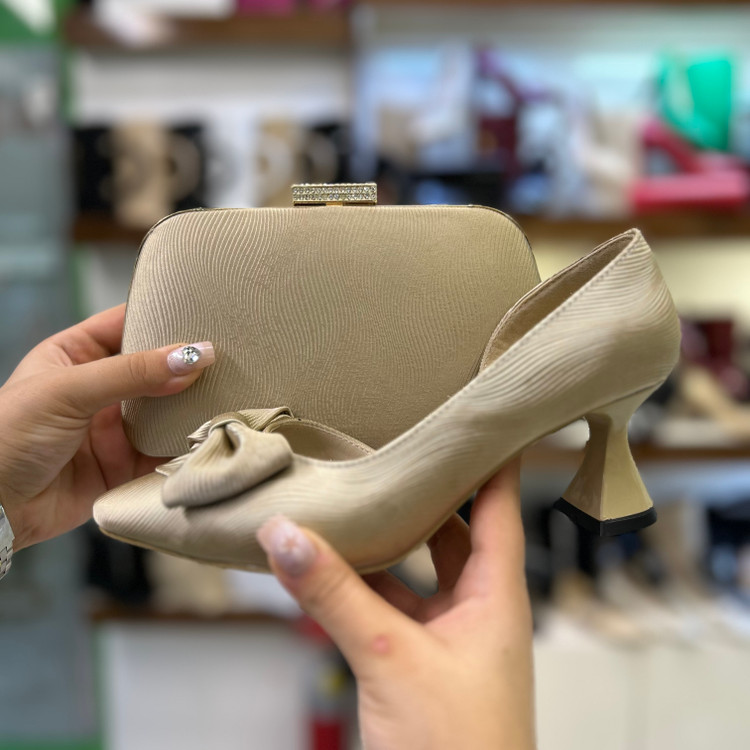 عکس ست کیف و کفش مجلسی پاپیونی کرم