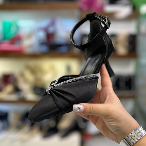 خرید کفش مجلسی زنانه پاشنه کلوش مشکی ساتن