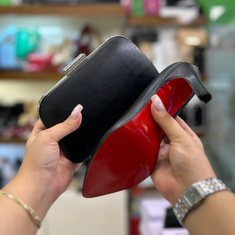 عکس و قیمت ست کیف و کفش مجلسی زنانه قالب ترک لوبوتین بیاله