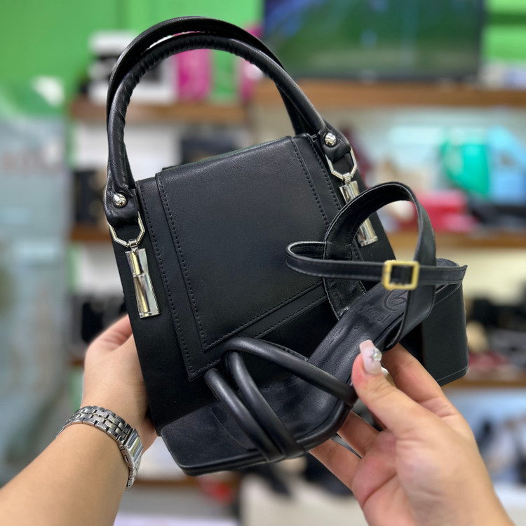 قیمت ست کیف و کفش صندل جلو باز زنانه مشکی