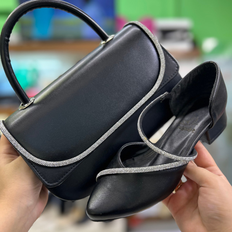 عکس ست کیف و کفش مجلسی زنانه مشکی پاشنه ۳ سانت