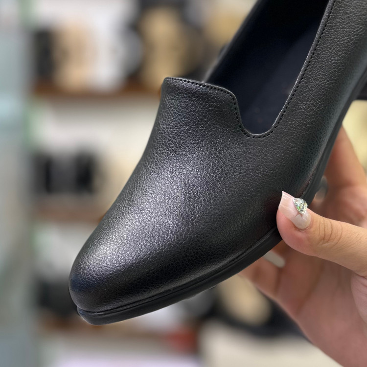 عکس کفش زنانه پیو راحتی بزرگ پا تا سایز ۴۳