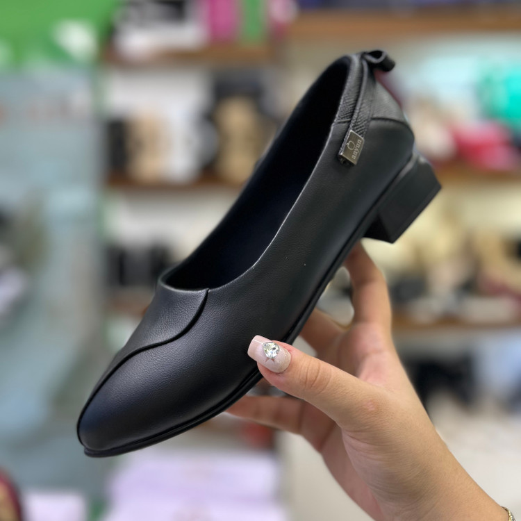 خرید کفش زنانه پیو راحتی بزرگ پا تا سایز ۴۳ بسیار شیک