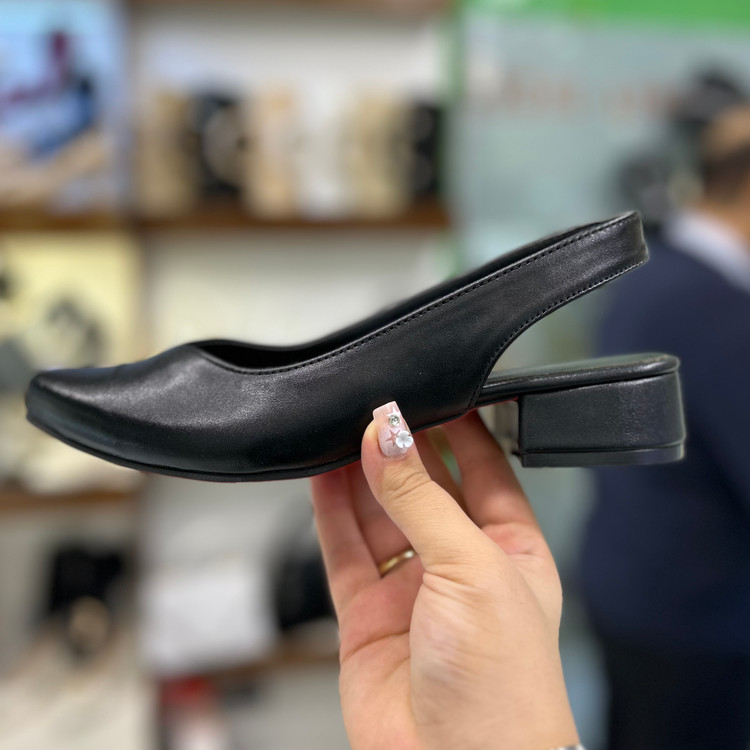 خرید و قیمت کفش پاشنه ۳ سانت زنانه ساده و شیک قالب بزرگ پا تا ۴۲