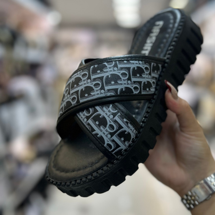 دمپایی صندل لژ دار زنانه ضربدری دیور Dior کد 82 - تصویر ۲